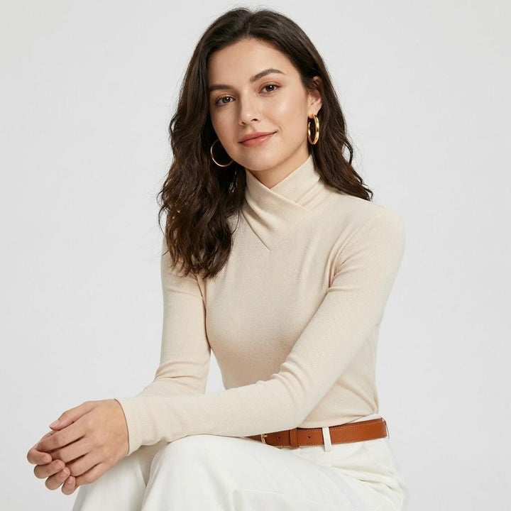 Štruktúrovaný pletený sveter zo zmesi viskózy s priliehavým strihom