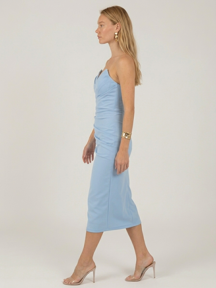 Leona | Elegantné šaty s jemnými detailmi