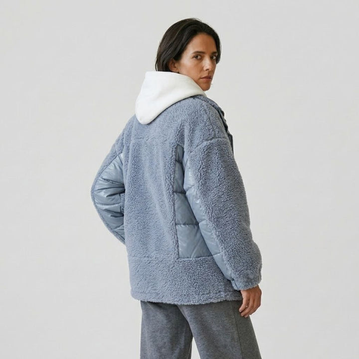 Oversize teddy kabát z polyesteru so zapínaním vpredu a veľkými vreckami