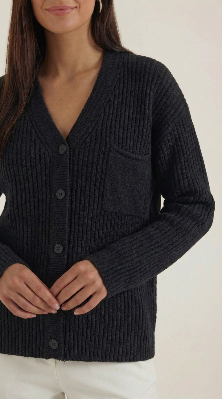 Pletený kardigán s oversize strihom