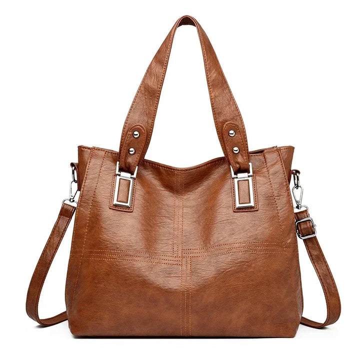 Hladká crossbody kabelka s priestranným tvarom