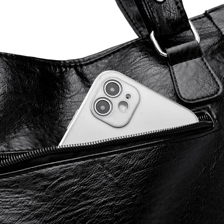 Hladká crossbody kabelka s priestranným tvarom