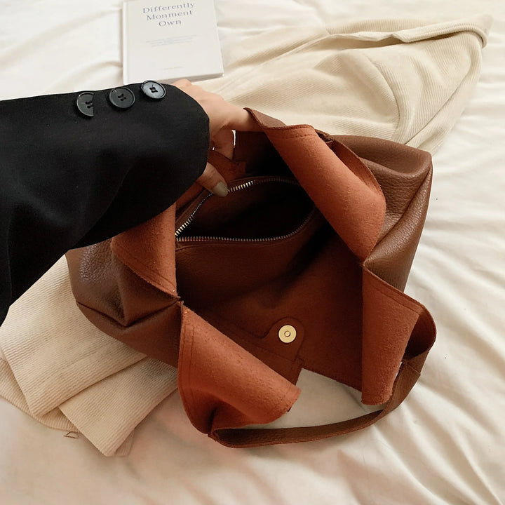 Hladká crossbody tote kabelka