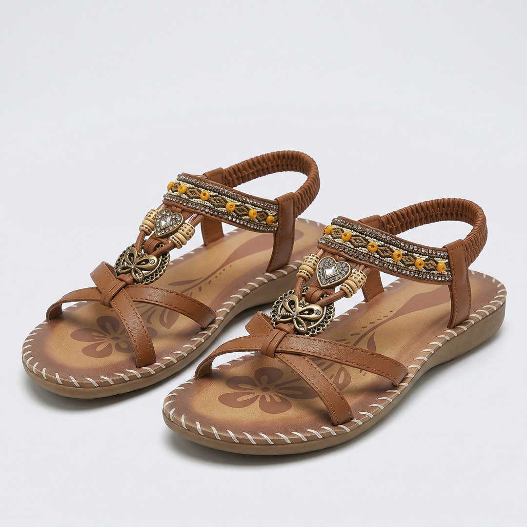 Nízke boho sandále s detailmi